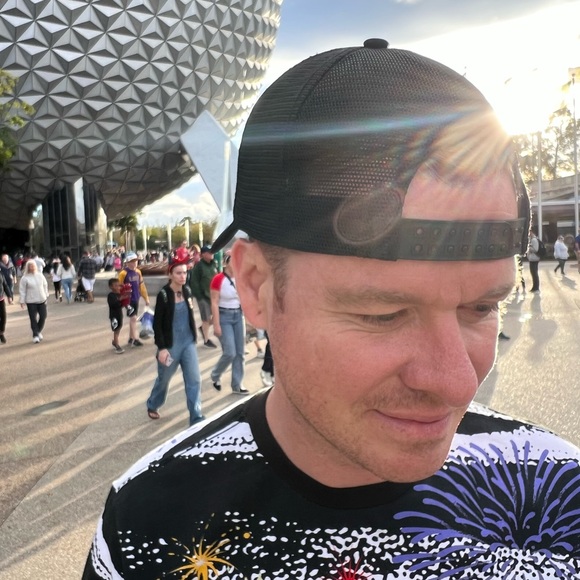 NWT Black on Black Mickey Mouse Disney SnapBack - Picture 2 of 4